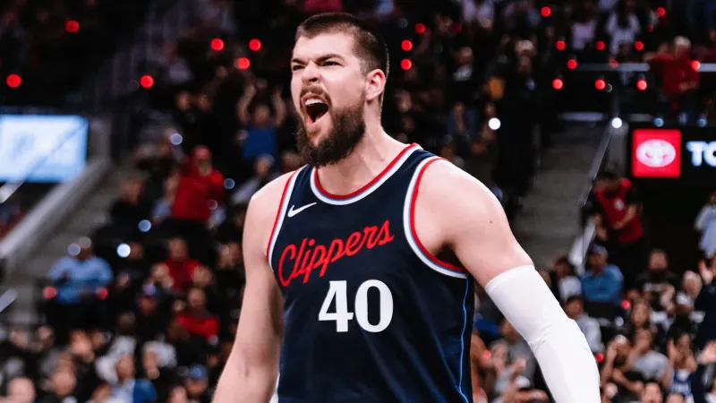 祖巴茨代表快船出战505场比赛，超越格里芬位列队史第6